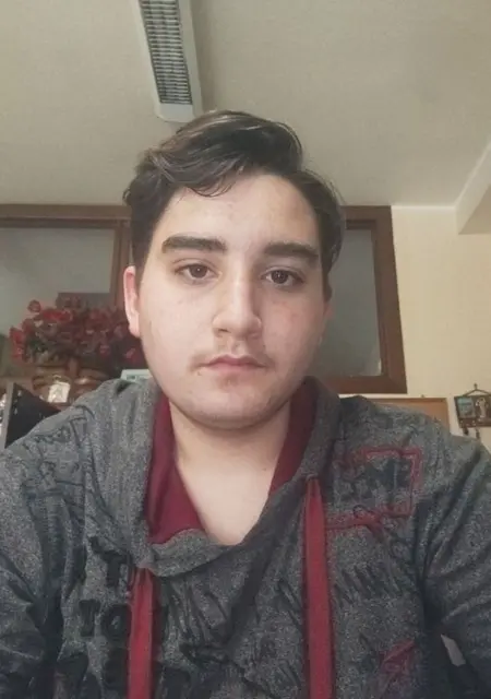 Giuseppe из Рима, мне 21, познакомлюсь