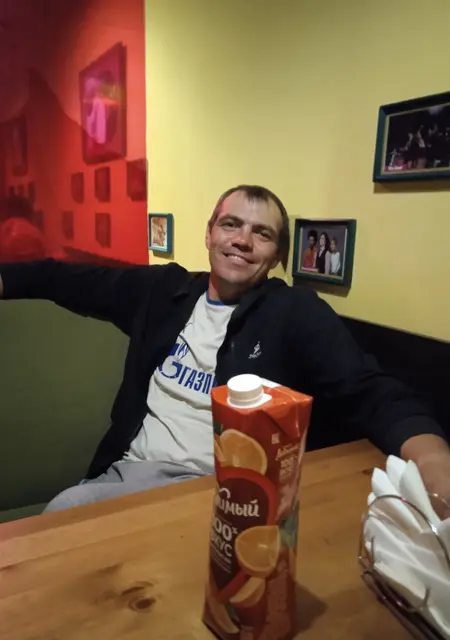 Я Юрий, 39, из Петрозаводска, ищу знакомства на одну ночь