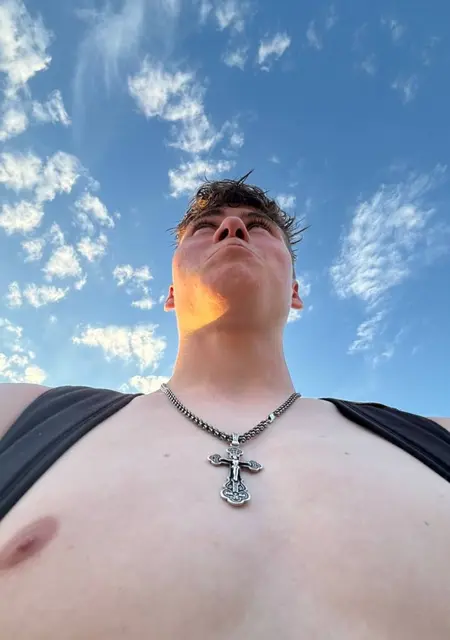 Александр из Челябинска, ищу на сайте знакомства на одну ночь