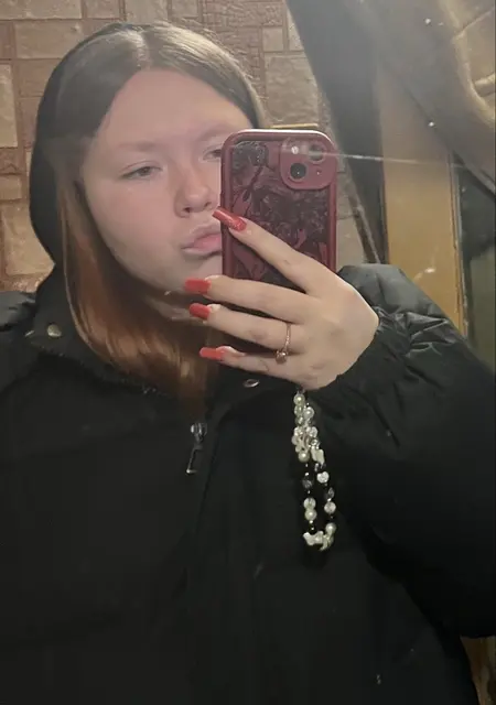 Я Мариша, 18, из Вологды, ищу знакомство для общения