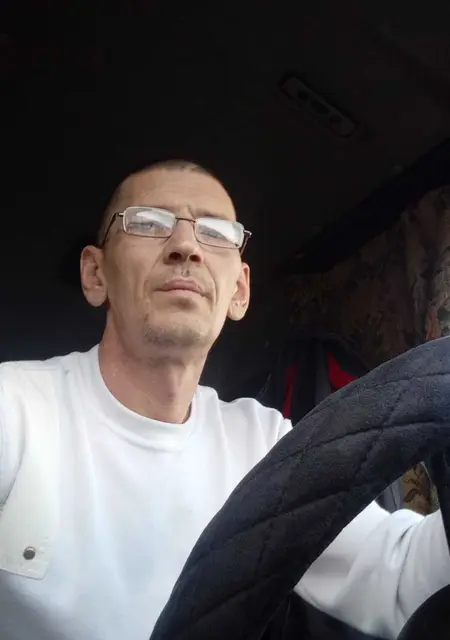 Я Сергей, 42, знакомлюсь без обязательств в Бикине