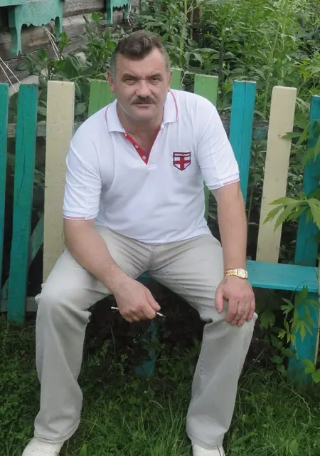 Я Александр, 55, из Минска, ищу знакомство для приятного времяпровождения