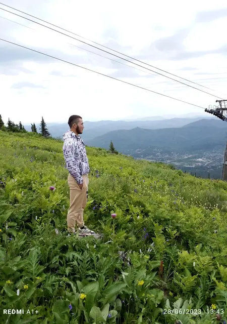 Виталий из Норильска, мне 21, познакомлюсь для общения