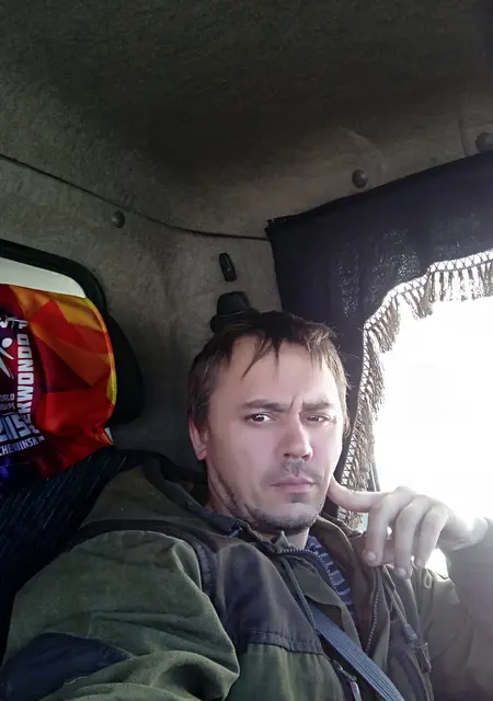 Я Вова, 41, из Миасса, ищу знакомства без обязательств