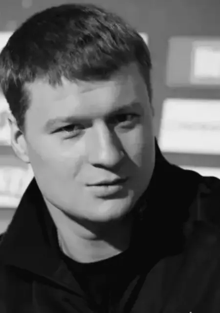 Я Александр, 40, знакомлюсь на одну ночь в Иванове