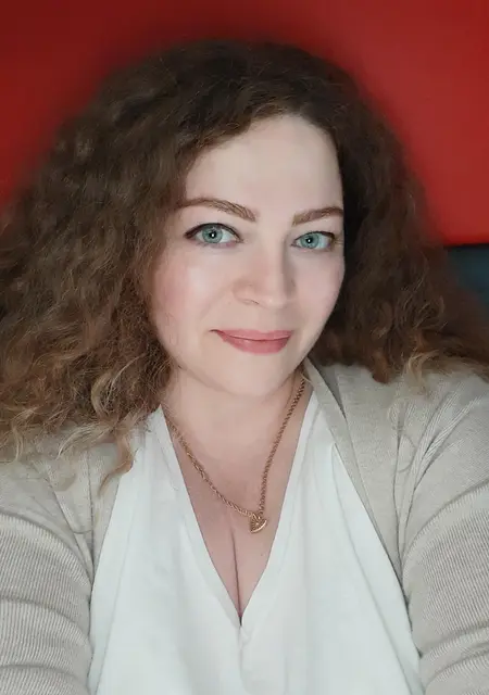 Эля из Архангельска, мне 40, познакомлюсь на одну ночь