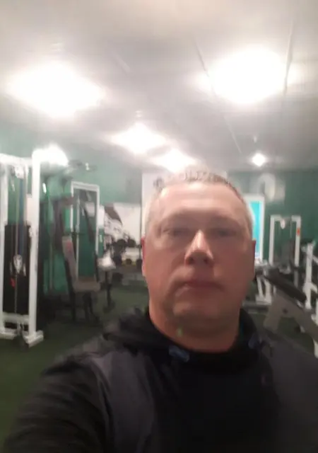 Я Александр, 54, знакомлюсь без обязательств в Перми