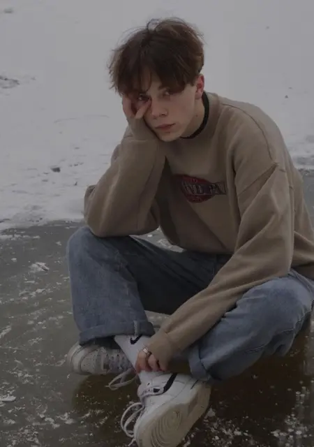 Я Александр, 21, знакомлюсь без обязательств в Нижнем Новгороде