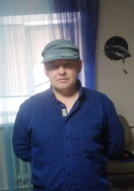 Я Олег, 54, из Саратова, ищу знакомства без обязательств