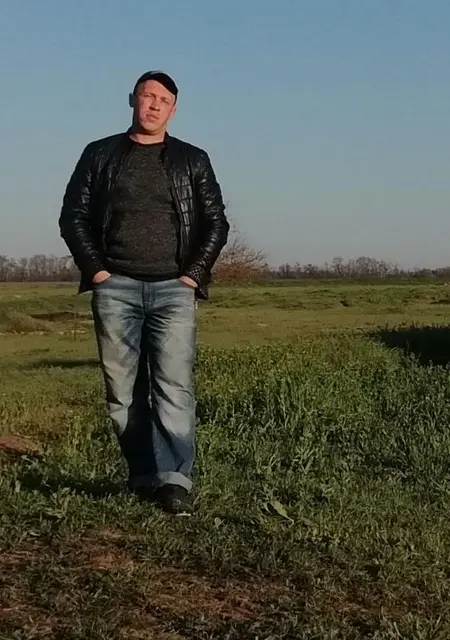 Max из Прохладного, ищу на сайте общение