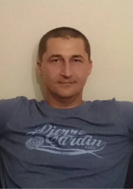 Саша из Краснодара, мне 50, познакомлюсь для постоянных отношений