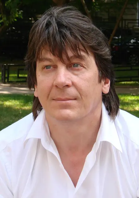 Я Кирилл, 62, знакомлюсь без обязательств в Москве