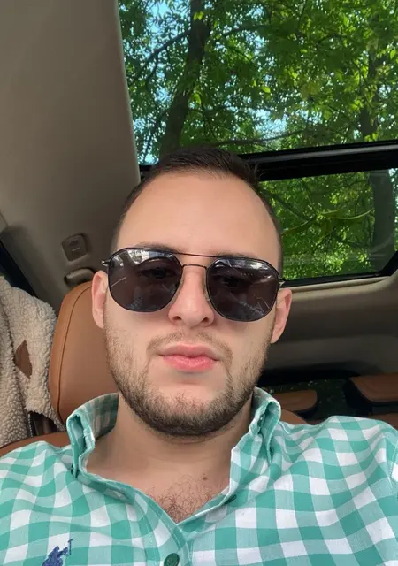 Коте из Кирова, ищу на сайте знакомства без обязательств