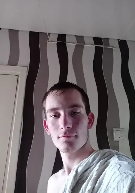 Никита из Уфы, мне 21, познакомлюсь без обязательств