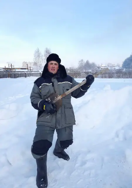 Я Юрий, 47, из Краснокамска, ищу знакомства на одну ночь