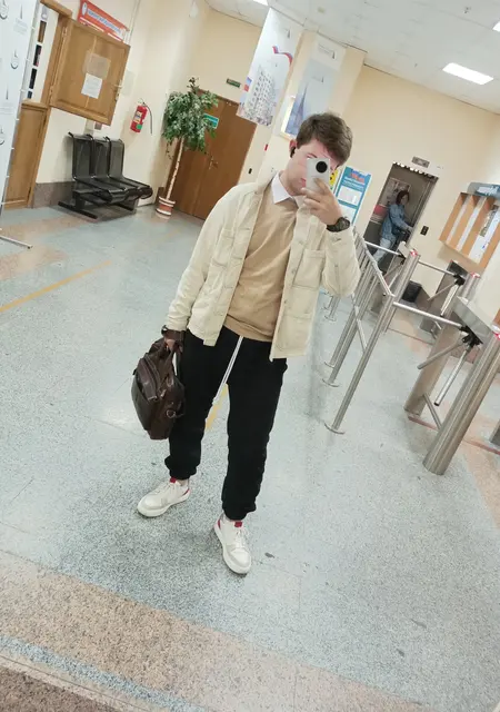 Я Иллирон, 21, из Сыктывкара, ищу знакомства без обязательств