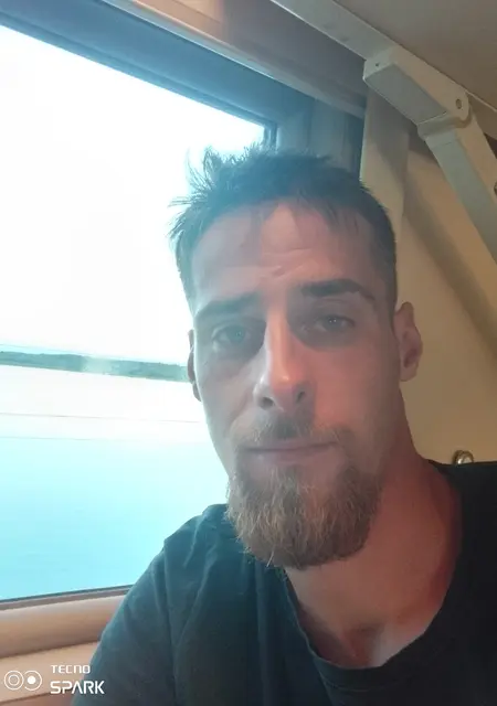 Роман Сергеевич Са из Бежецка, ищу на сайте знакомства без обязательств