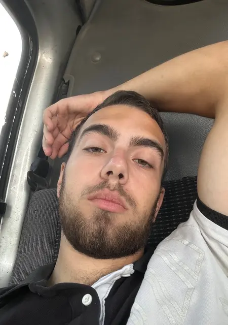 Арам из Новосибирска, ищу на сайте знакомства на одну ночь