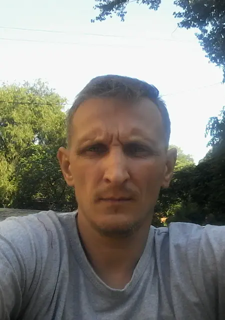 Я Дмиьрий, 50, знакомлюсь без обязательств в Таганроге