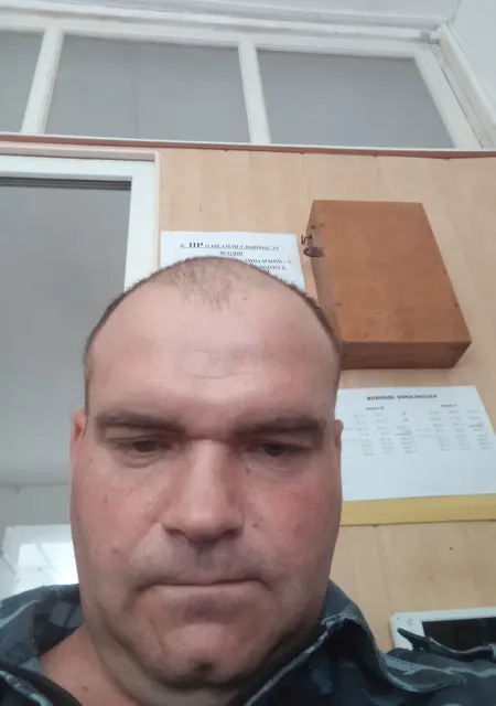 Паша из Уссурийска, мне 45, познакомлюсь на одну ночь